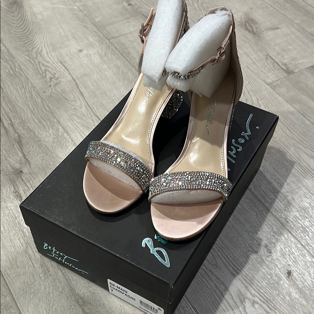Betsy Johnson Mari Sandals